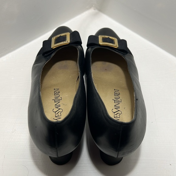 Yves Saint Laurent Shoe - Picture 3 of 7